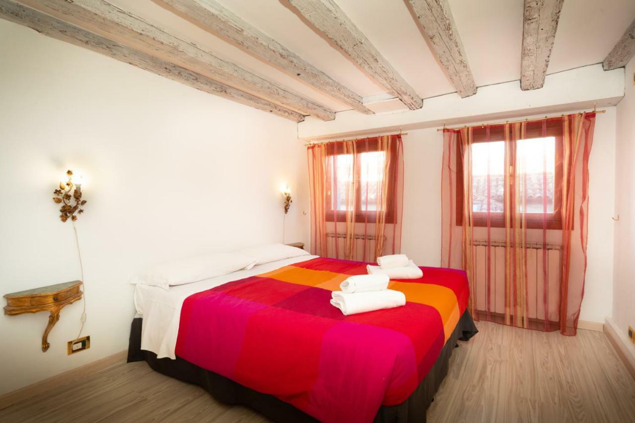 Heart Of Venice White House Rialto Wi-Fi 1Gbs Apartment Luaran gambar